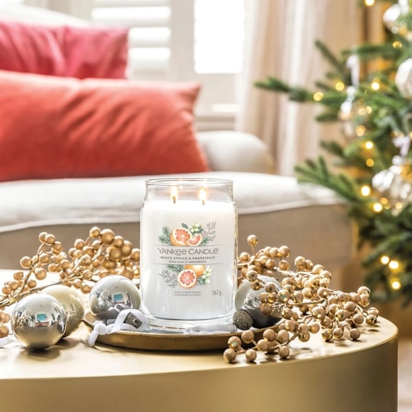 Yankee Candle Signature Large Jar White Spruce & Grapefruit 567g Vit