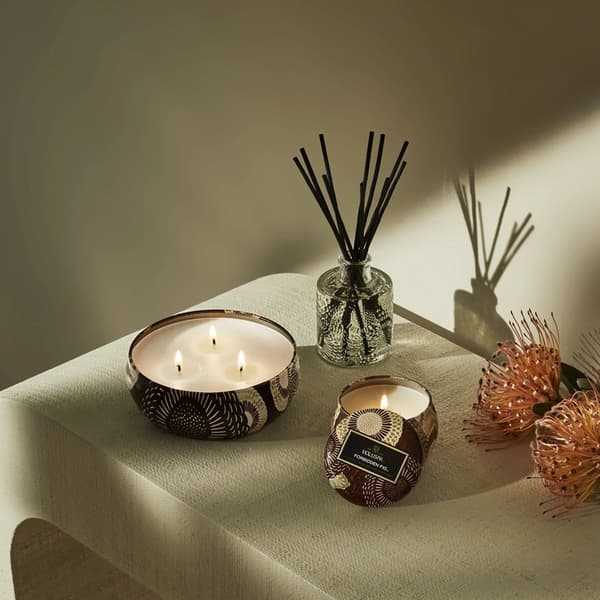 Voluspa Decorative Tin Candle Forbidden Fig 113g Vit