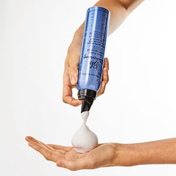 Bumble and bumble Thickening Full Form Soft Mousse 150ml Blå