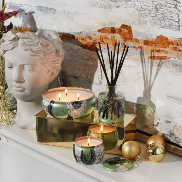 Voluspa 3-Wick Decorative Tin Candle White Cypress 340g Vit