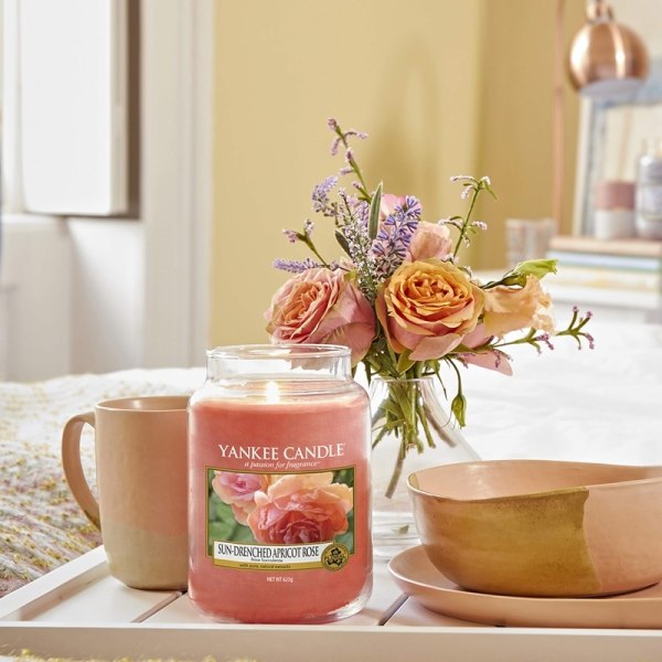 Yankee Candle Classic Large Jar Sun-Drenched Apricot Rose 623g Pink