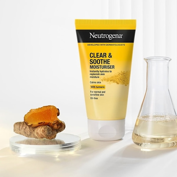 Neutrogena Clear & Soothe Moisturiser 75ml Yellow