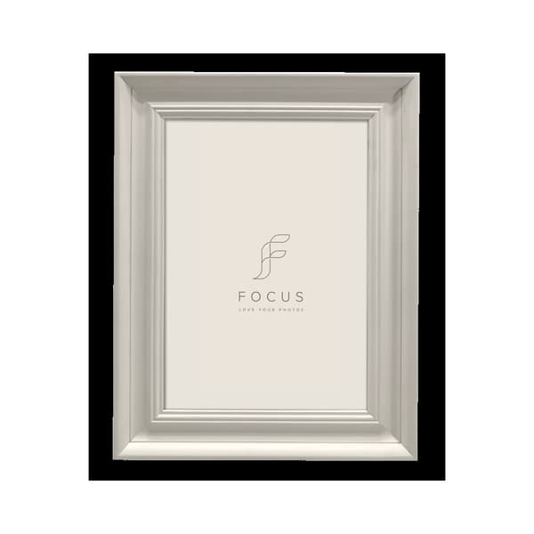 Focus Lotus White 18x24