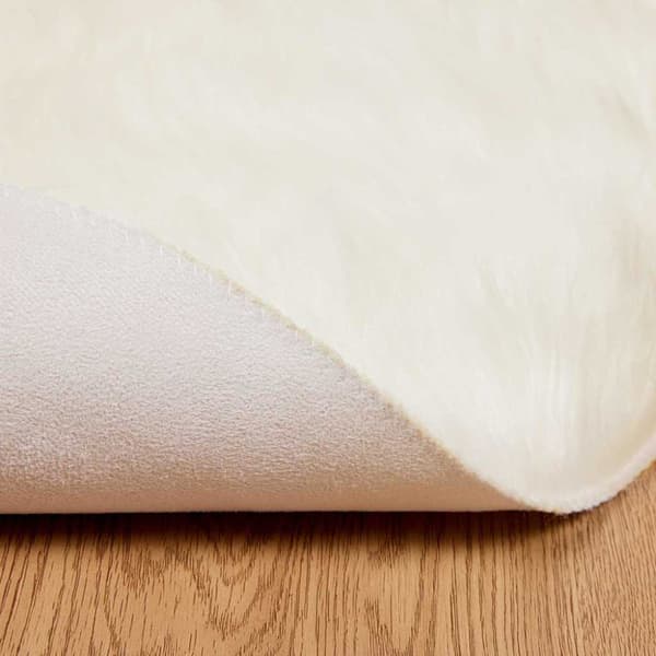 Fuskfäll matta TAFALLA Vit Ø 80 cm Polyester