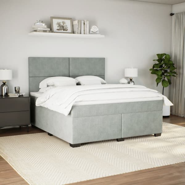 Ramsäng med madrass ljusgrå 180x200 cm sammet