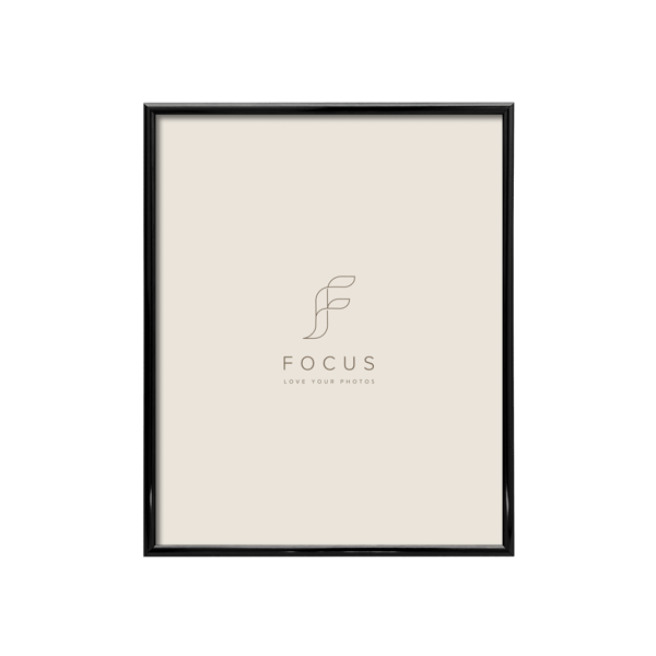 Focus Lily Black 30x45