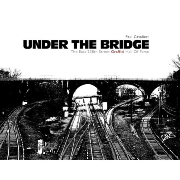 Under The Bridge (inbunden, eng)