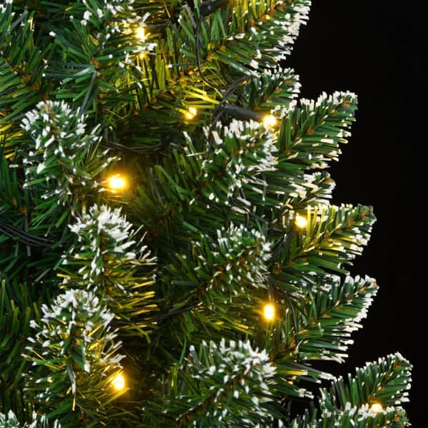 Plastgran smal 300 LEDs 210 cm
