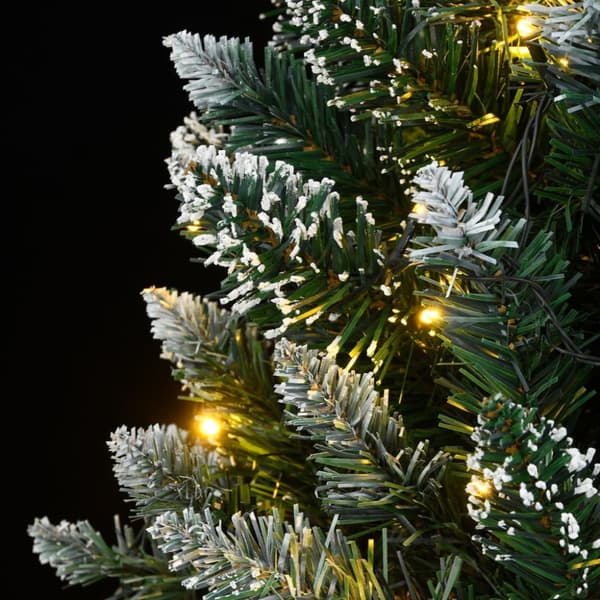 Plastgran 150 LEDs 150 cm