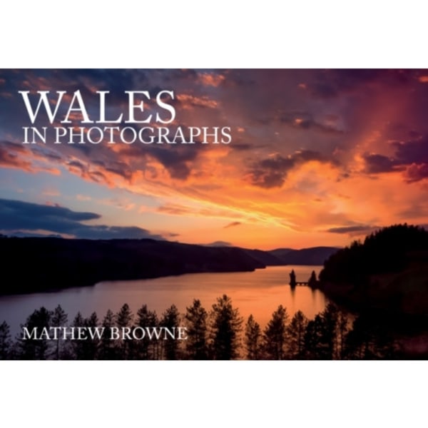 Wales in Photographs (häftad, eng)