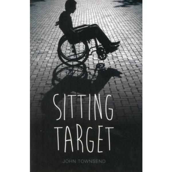 Sitting Target (häftad, eng)