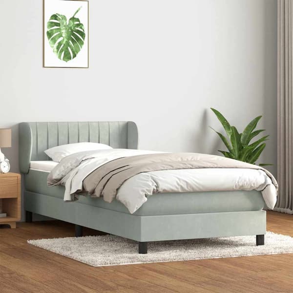 Ramsäng med madrass ljusgrå 80x210 cm sammet