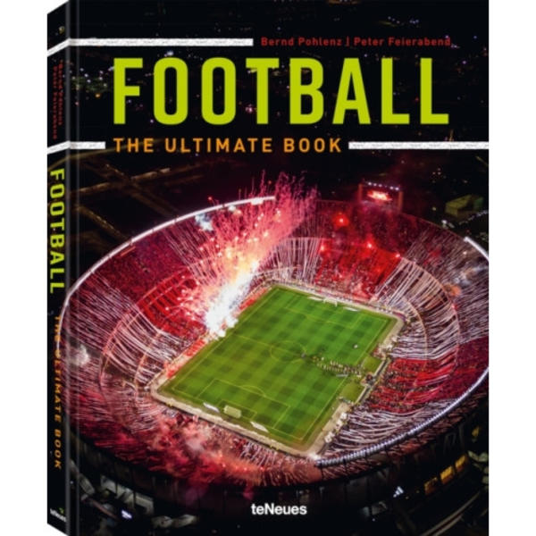 Football (inbunden, eng)