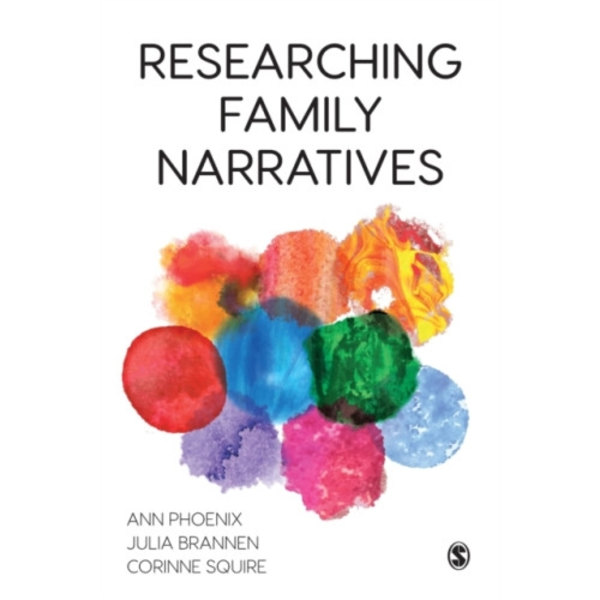 Researching Family Narratives (häftad, eng)