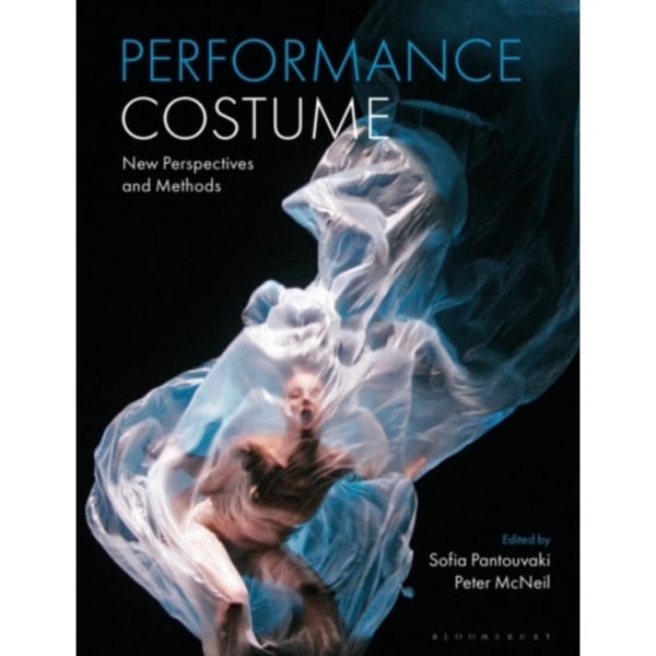 Performance Costume (häftad, eng)