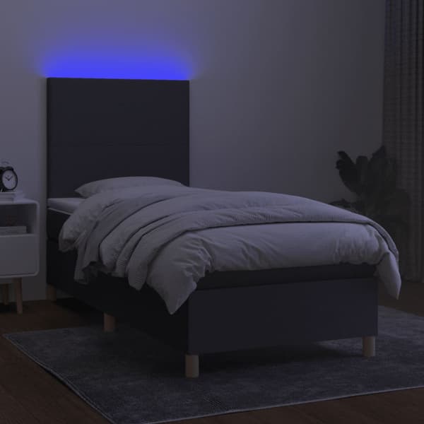 Ramsäng med madrass & LED mörkgrå 90x200 cm tyg