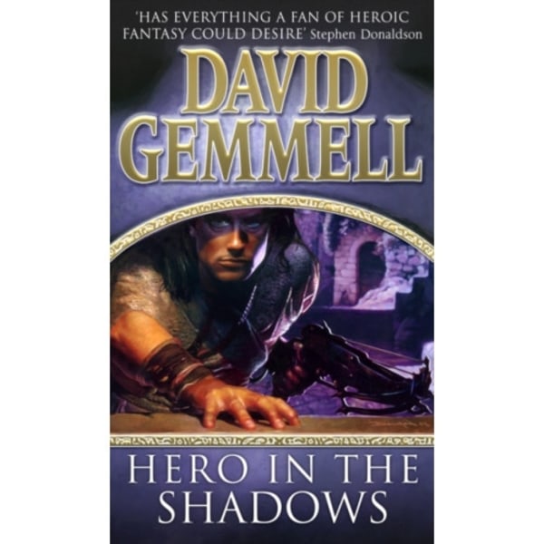 Hero In The Shadows (häftad, eng)