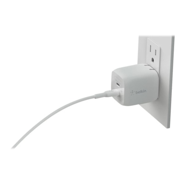 Belkin BoostCharge Pro GaN strömadapter - PPS- och GaN-teknik - 2 x USB-C - 65 Watt