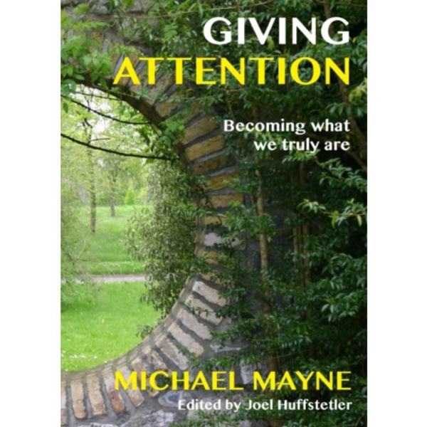 Giving Attention (häftad, eng)