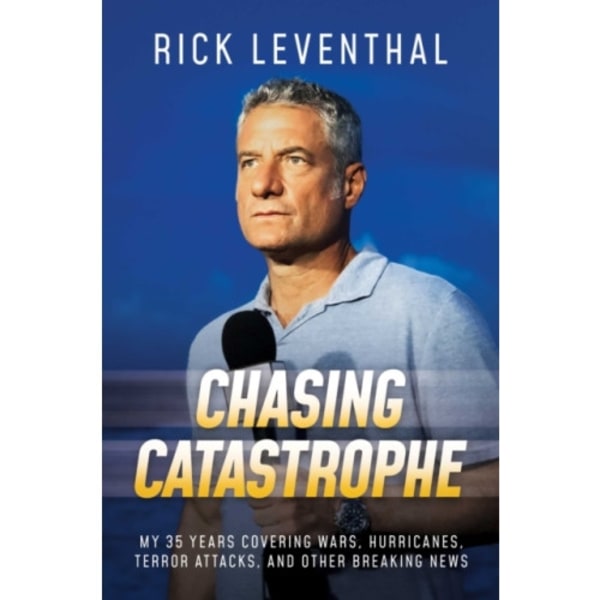 Chasing Catastrophe (inbunden, eng)