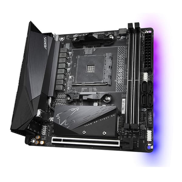 Gigabyte B550I AORUS PRO AX - 1.0 - moderkort - mini ITX - Socket AM4 - AMD B550