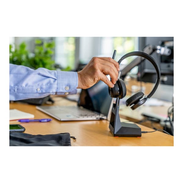 HP Poly Voyager 4320-M - headset - USB-A via Bluetooth-adapter