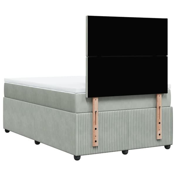 Ramsäng med madrass ljusgrå 120x200 cm sammet