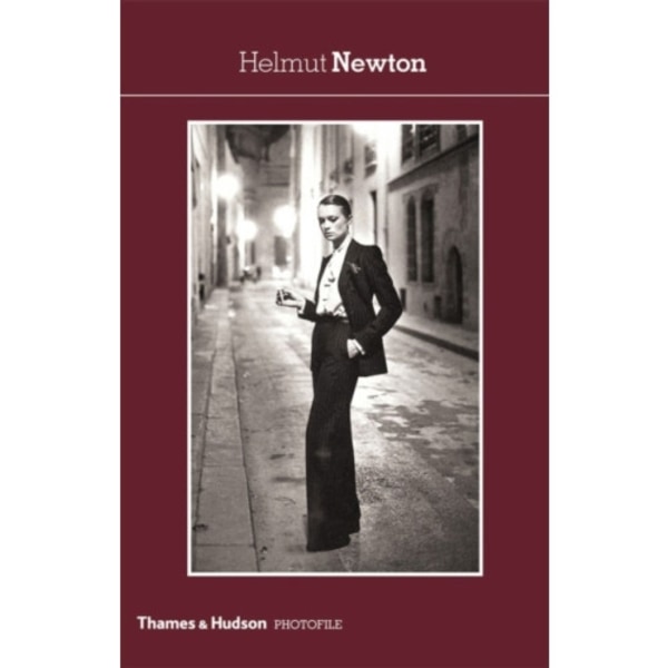 Helmut Newton (häftad, eng)