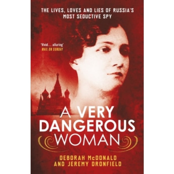 A Very Dangerous Woman (häftad, eng)