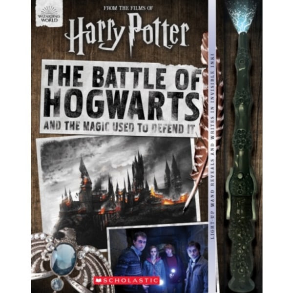 The Battle of Hogwarts and the Magic Used to Defend It (inbunden, eng)