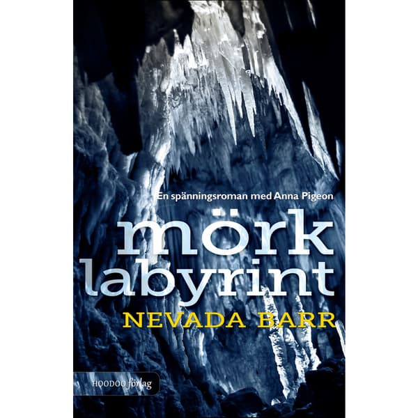 Mörk labyrint (inbunden)