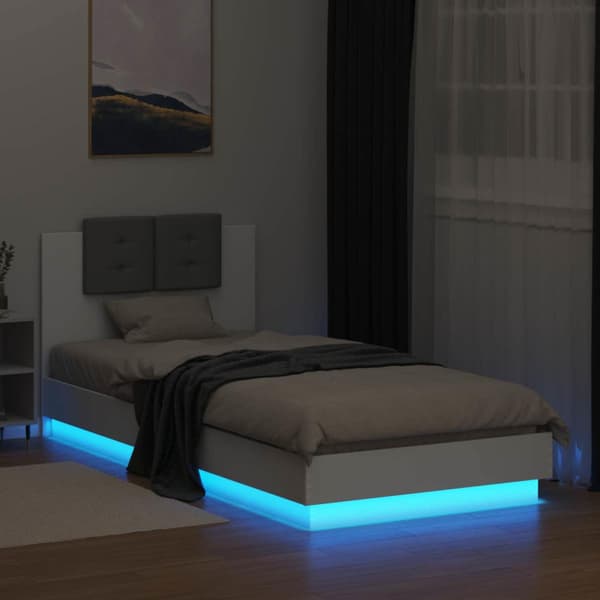 Sängram med LED Vit 80 x 200 cm Konstruerat trä