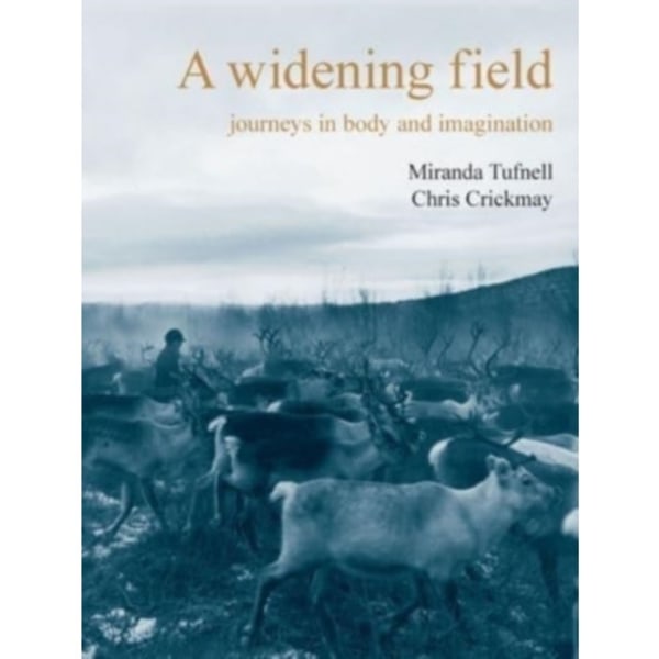 A Widening Field (häftad, eng)