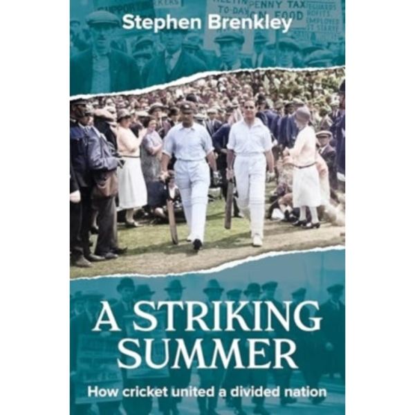 A Striking Summer (inbunden, eng)