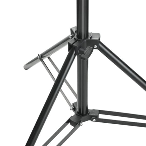 Fotostudio med bakgrunder, lampor och paraplyer