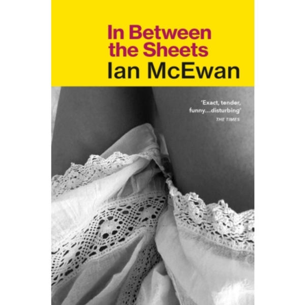 In Between the Sheets (häftad, eng)