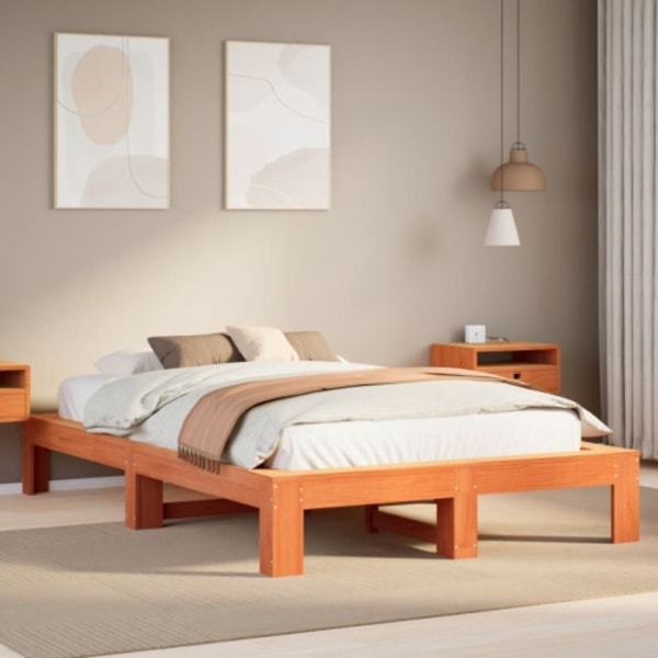 Sängram utan madrass vaxbrun 135x190 cm massiv furu