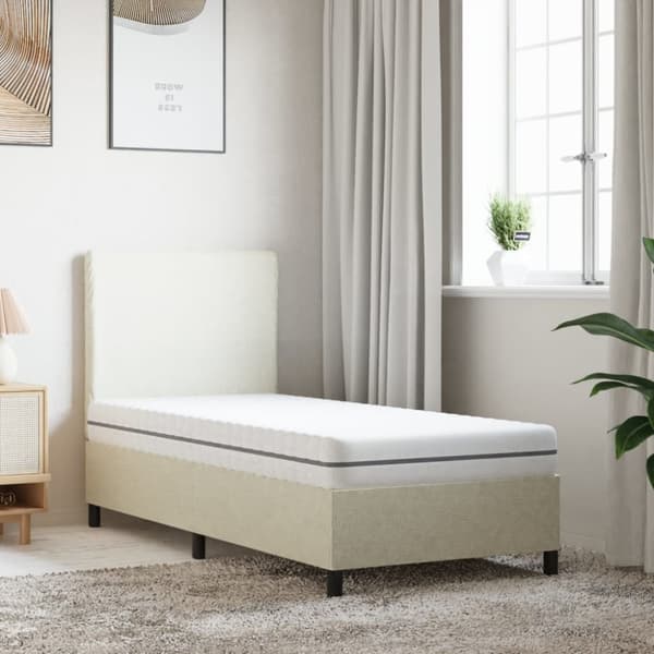 Skummadrass medium mjuk 70x200 cm
