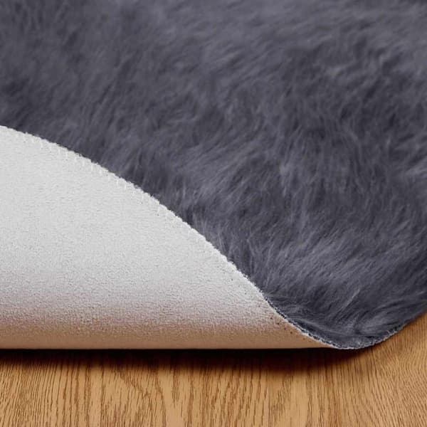 Fuskfäll matta TAFALLA Antracit Ø 160 cm Polyester