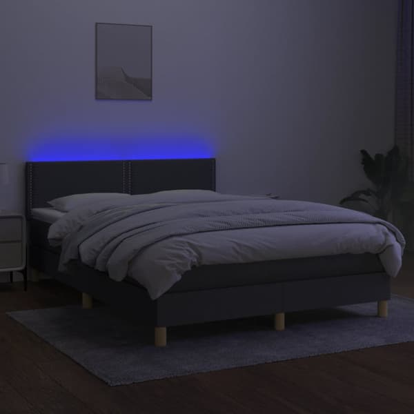 Ramsäng med madrass & LED mörkgrå 140x200 cm tyg