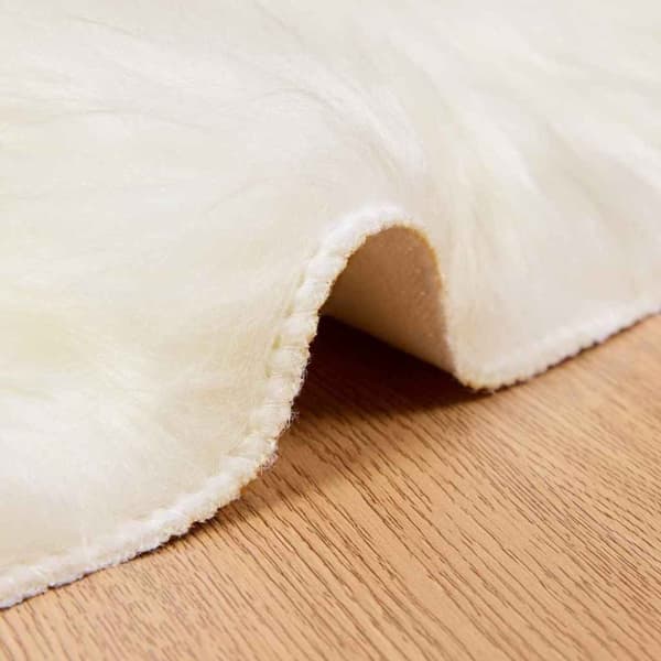 Fuskfäll matta TAFALLA Vit Ø 100 cm Polyester
