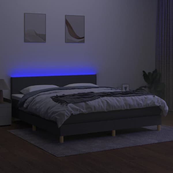 Ramsäng med madrass & LED mörkgrå 180x200 cm tyg