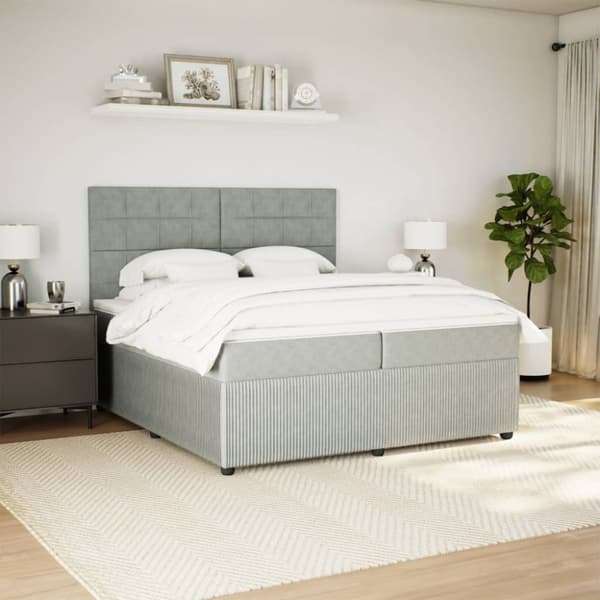 Ramsäng med madrass ljusgrå 200x200 cm sammet