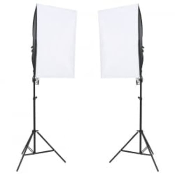 Fotostudio med lampor och bakgrund