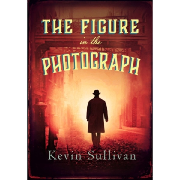 The Figure in the Photograph (inbunden, eng)