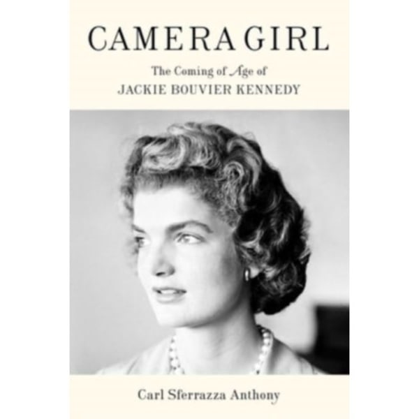 Camera Girl (inbunden, eng)