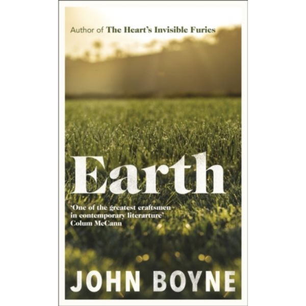 Earth (inbunden, eng)