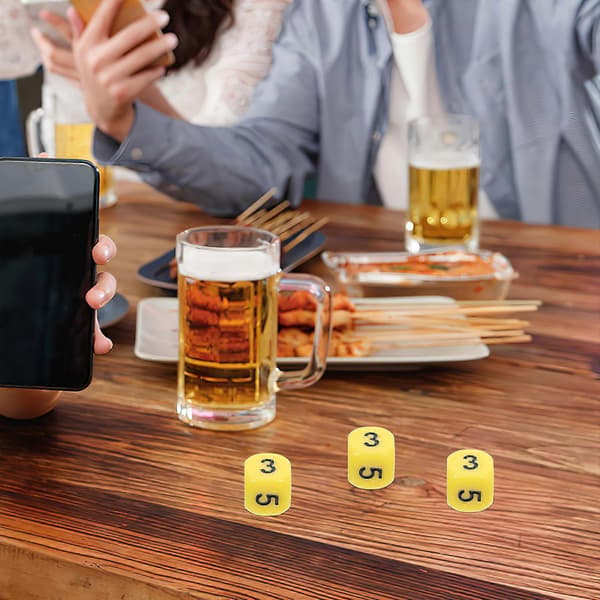 12 st Digitala Tärningar för Spel Användning Gul Akryl Brädspelstillbehör[D]