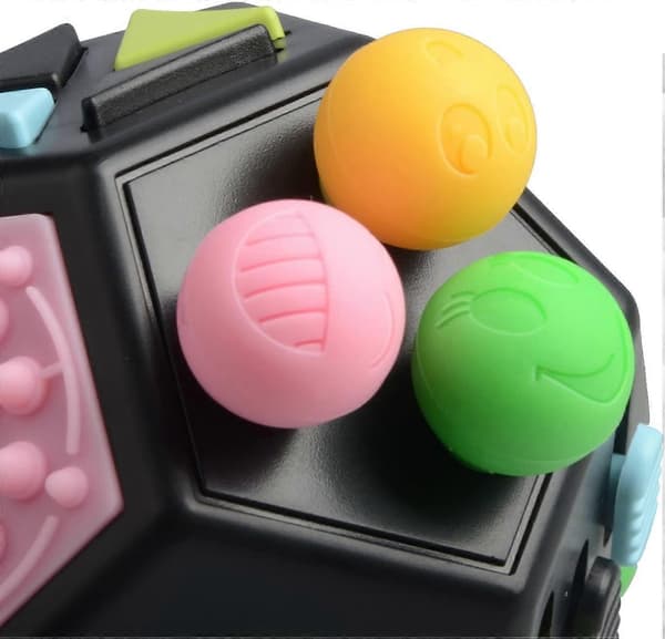 Cube Fidget Legetøj Cube Stress Relief Fidget Angstlindrende Legetøj 12 Sider Dekompression Sensorisk Finger Legetøj[D] 8X6.5X0.25cm