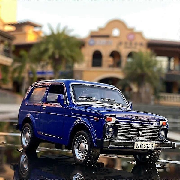 1:32 LADA NIVA Klassisk Bil Leksaksbil i Metall Diecast & Leksaksfordon Hög Simulationssamling Leksakspresent för Barn